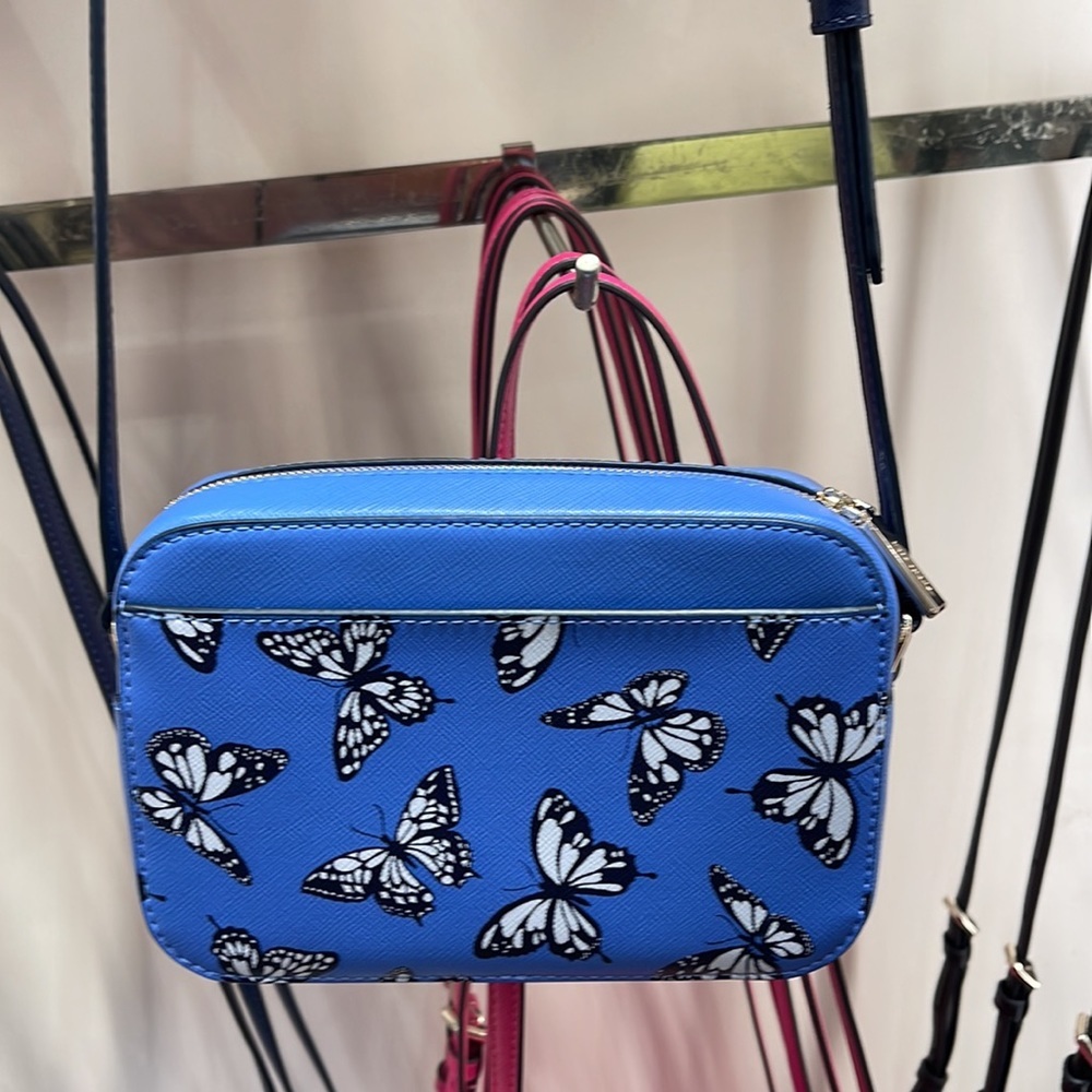Kate Spade Staci Butterfly Sky Printed Mini Camera Bag,
Blue Multi
NWT - Picture 5 of 16